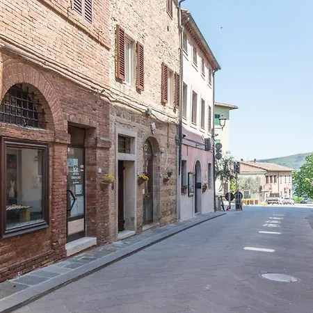 Casa Nel Cuore Di Апартаменты